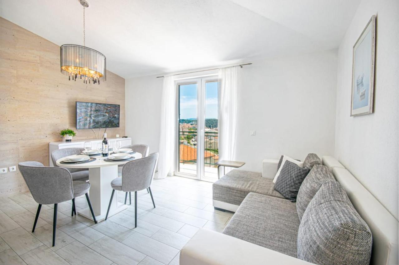 Apartments Villa Luce Makarska Bagian luar foto